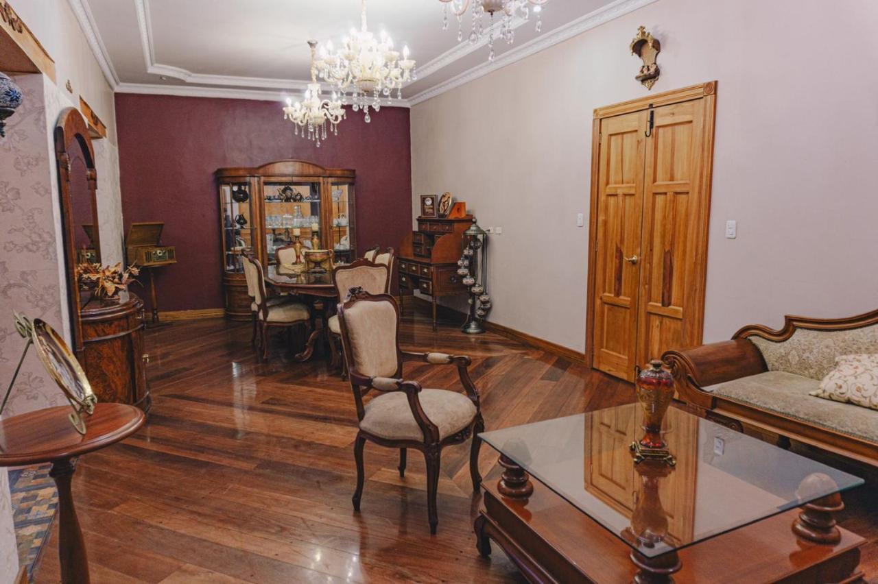 Hotel Boutique Casa Ruth En Куенка Екстер'єр фото