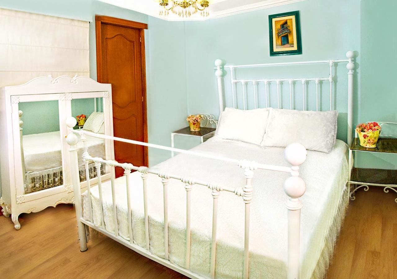 Hotel Boutique Casa Ruth En Куенка Екстер'єр фото