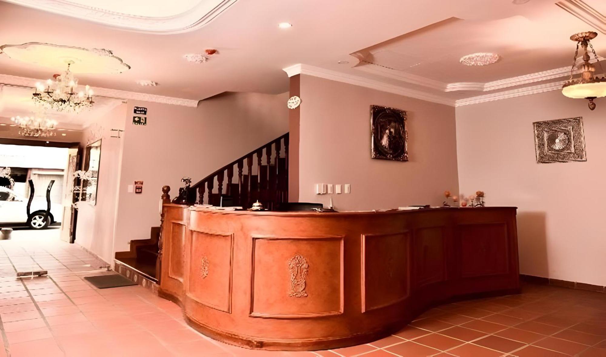 Hotel Boutique Casa Ruth En Куенка Екстер'єр фото