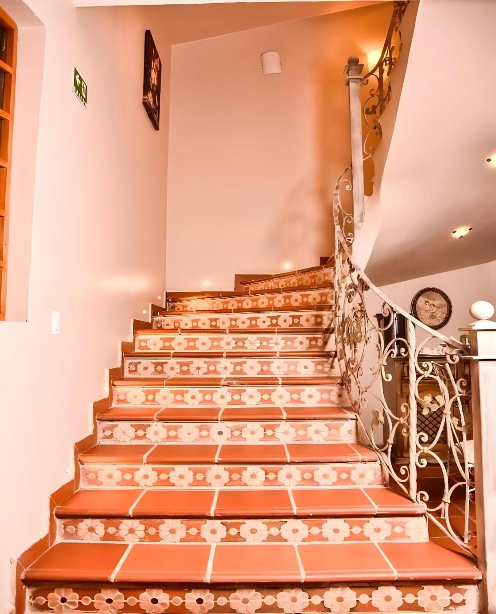 Hotel Boutique Casa Ruth En Куенка Екстер'єр фото